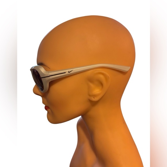 Nike Scene Stealer Oval Sunglasses Summit White EVO350 Side Swosh Women’s main image 8